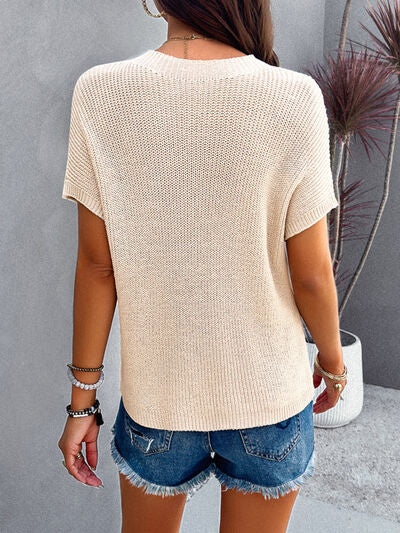 Round Neck Rib Trim Short Sleeve Knit Top